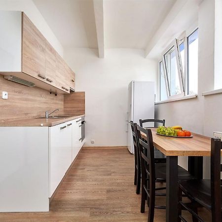 Apartmany Kladno - Libusin Екстер'єр фото