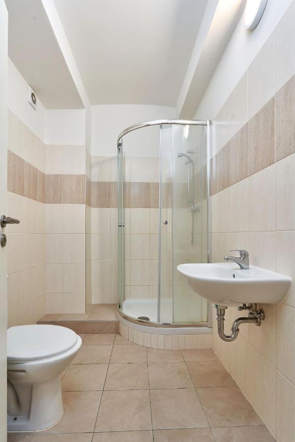 Apartmany Kladno - Libusin Екстер'єр фото